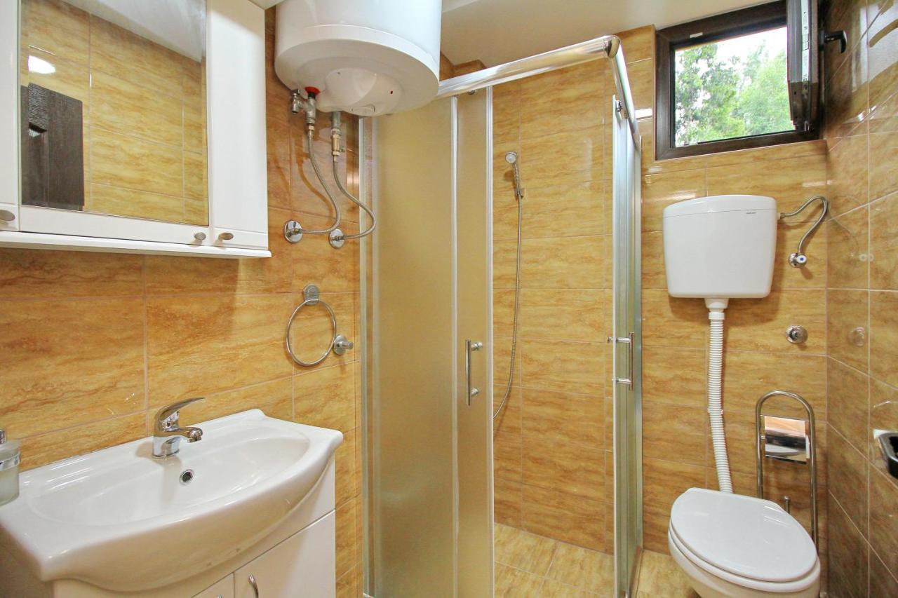 Tara Lake Apartments Jevtici Luaran gambar