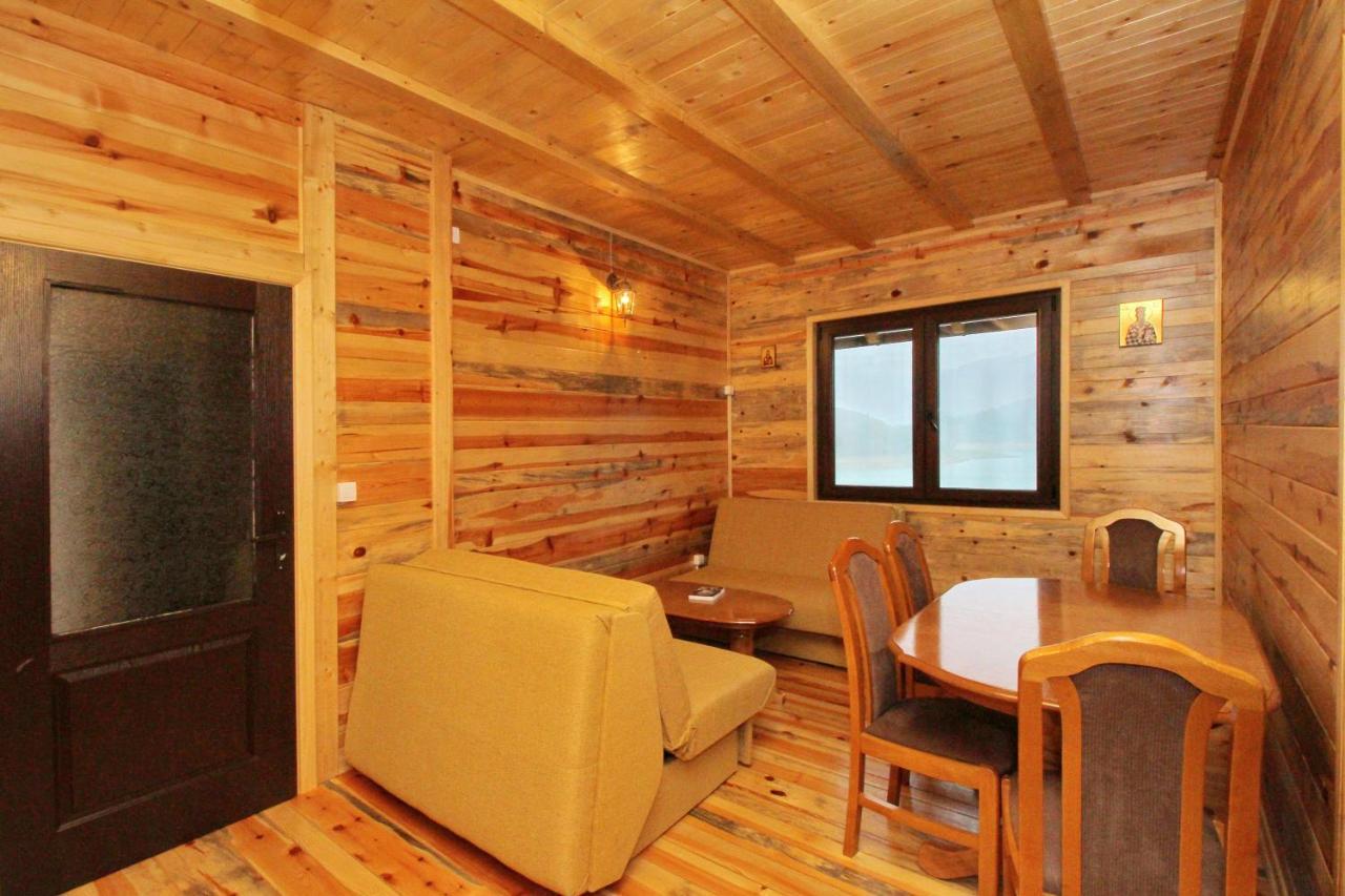 Tara Lake Apartments Jevtici Luaran gambar