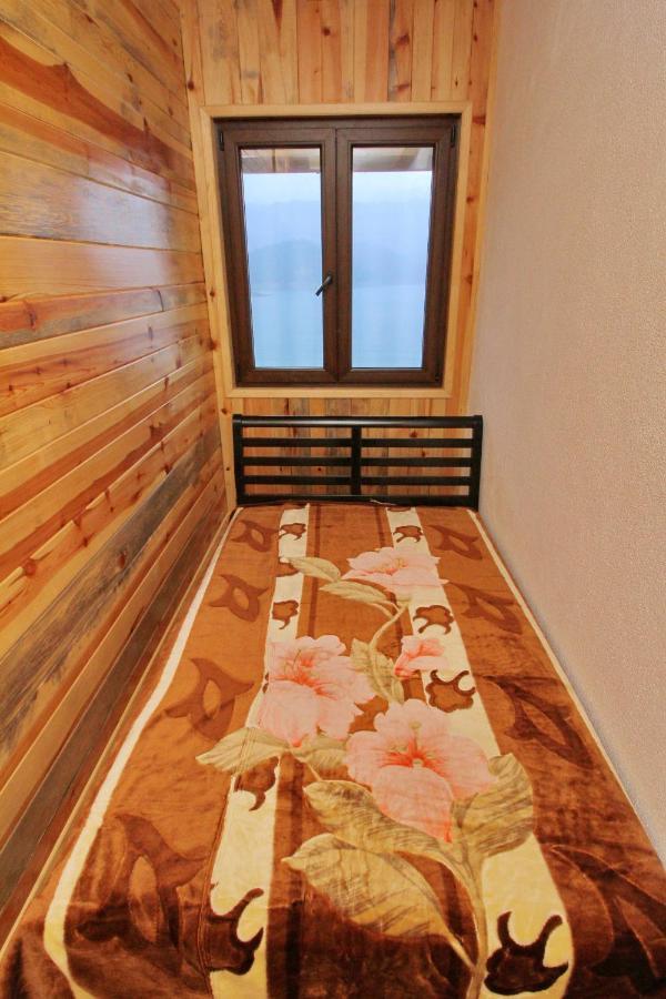 Tara Lake Apartments Jevtici Luaran gambar